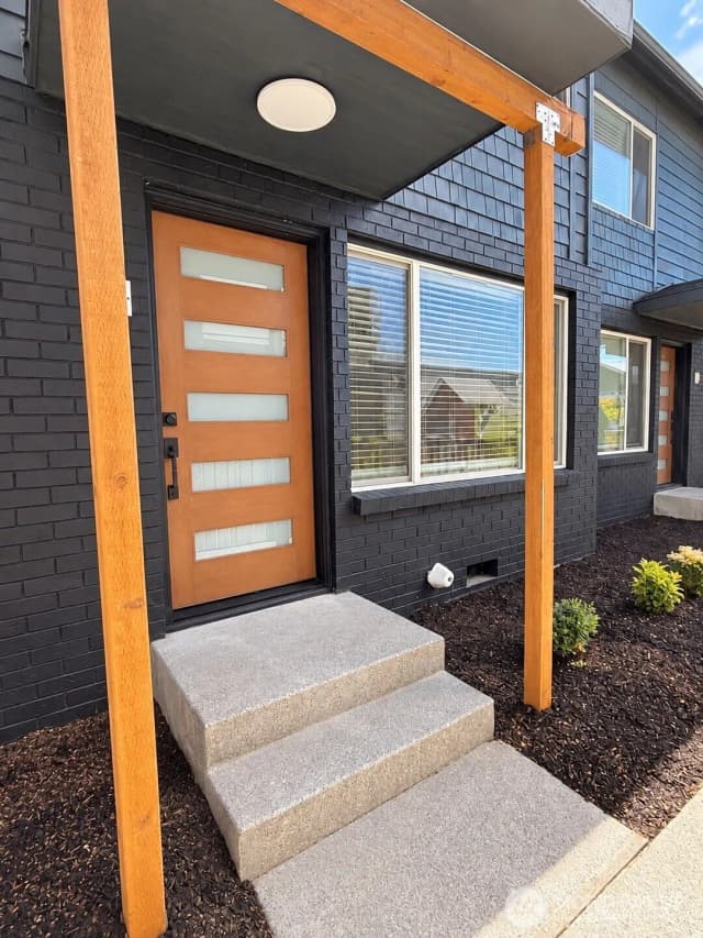 Property photo for 1220 N 137th Street #3, Seattle