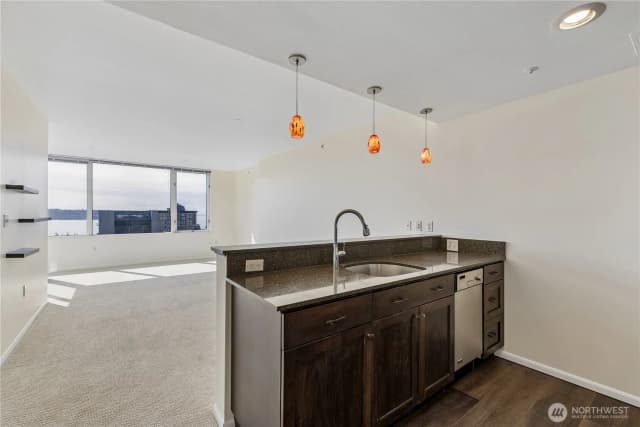 Property photo for 2600 2nd Avenue #1608, Seattle