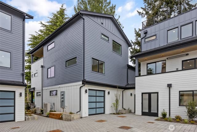Property photo for 11050 2nd Avenue Nw #b, Seattle