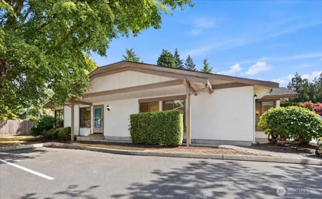 Property photo for 16006 Village Green Drive, Mill Creek