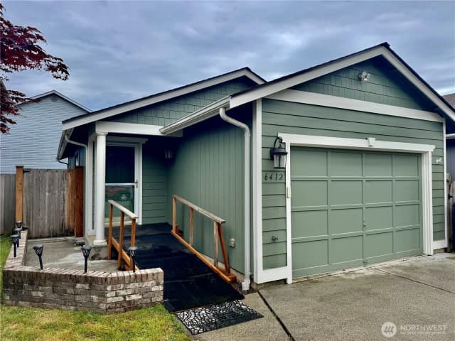 Property photo for 6412 79th Place Ne, Marysville