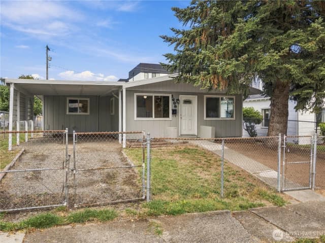 Property photo for 1609 E Wright Avenue, Tacoma