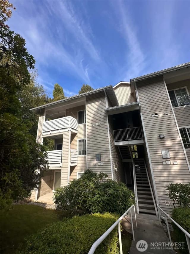 Property photo for 801 Rainier Avenue N #e326, Renton