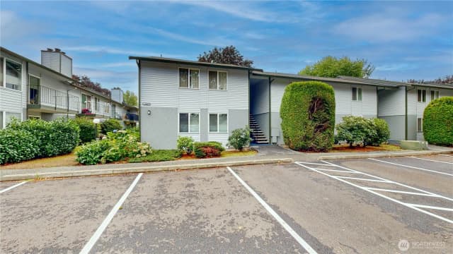 Property photo for 1840 Central Place S #b18, Kent