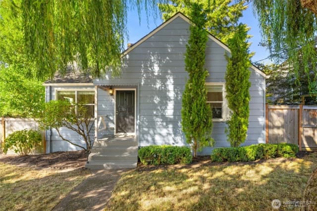 Property photo for 368 Nw 48th Street, Seattle