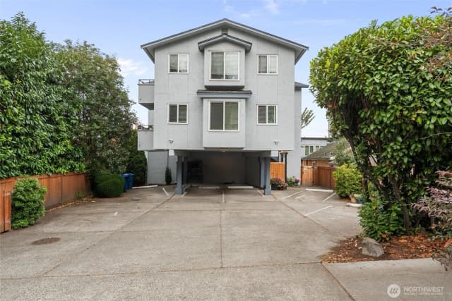 Property photo for 2215 14th Avenue W #1, Seattle