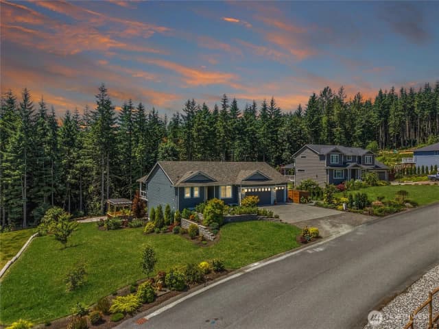 Property photo for 7814 199th Avenue Se, Snohomish