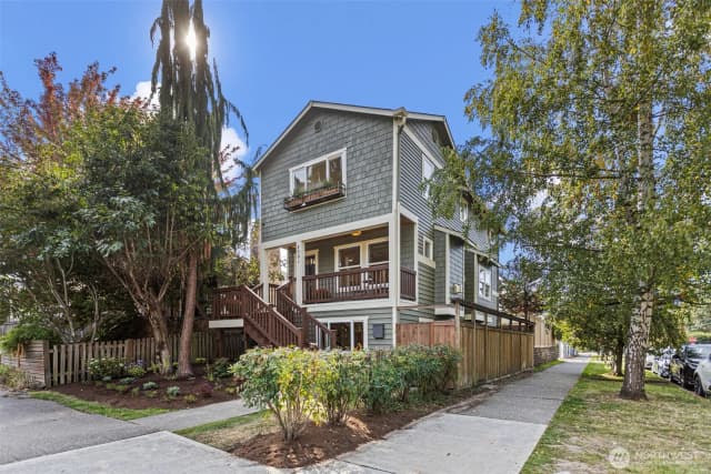 Property photo for 4501 39th Avenue S, Seattle