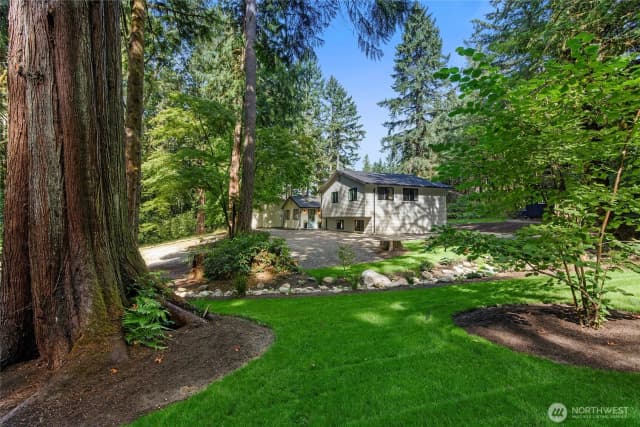 Property photo for 6894 Ne Koura Road, Bainbridge Island