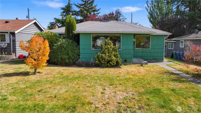 Property photo for 9216 30th Avenue Sw, Seattle