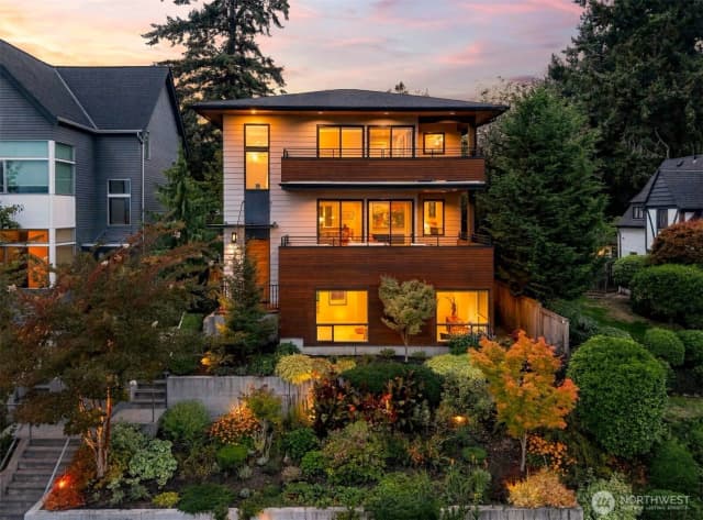 Property photo for 3715 Cascadia Avenue S, Seattle