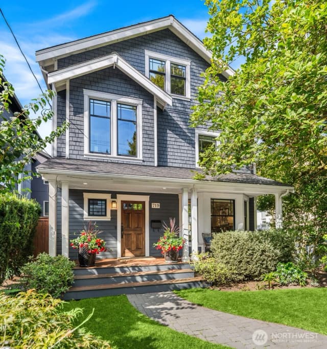 Property photo for 719 Belmont Place E, Seattle