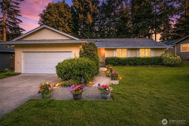 Property photo for 12509 Ne 138th Place, Kirkland