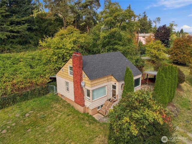 Property photo for 10863 Roseberg Avenue S, Seattle