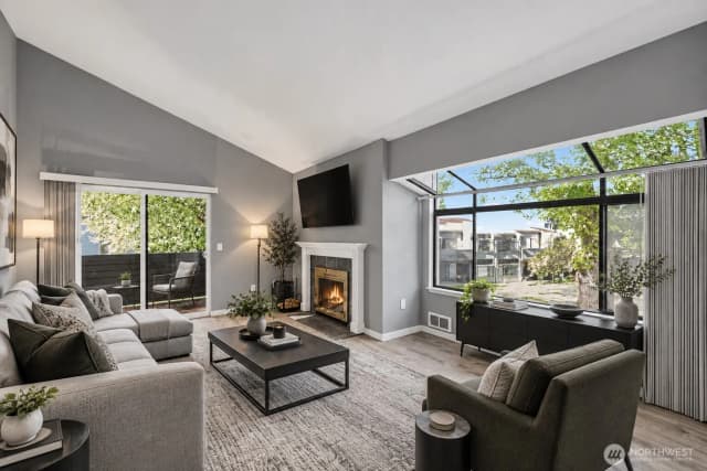 Property photo for 10014 Ne 122nd Street #d, Kirkland