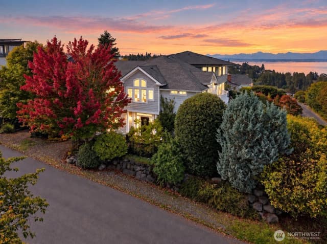 Property photo for 2103 Nw 96th, Seattle