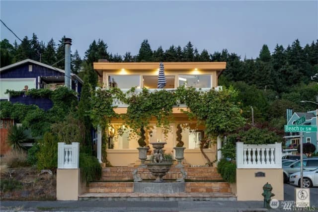 Property photo for 4030 Beach Drive Sw, Seattle