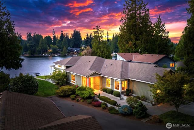 Property photo for 15922 E Shore Drive, Lynnwood