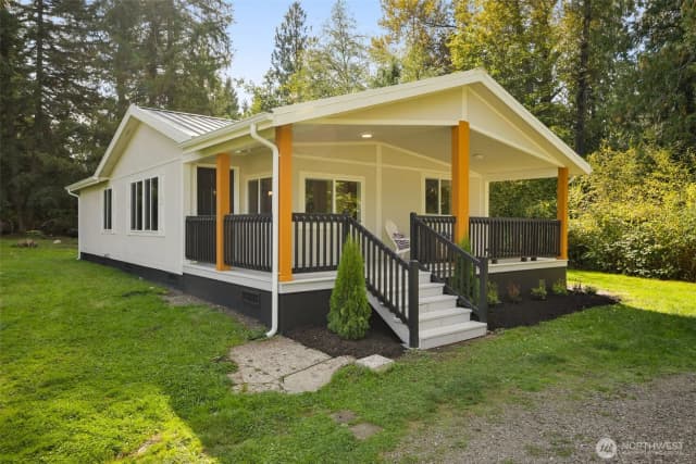 Property photo for 1213 324th Way Ne, Carnation