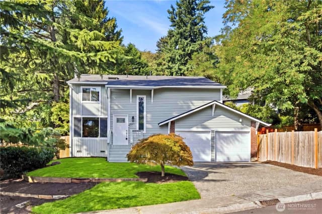 Property photo for 12613 93rd Place Ne, Kirkland