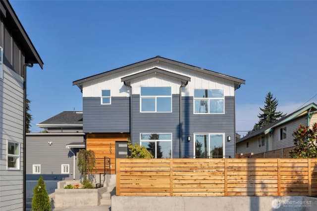Property photo for 1603 Sw Kenyon Street, Seattle