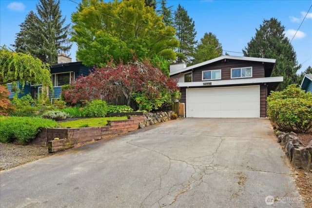 Property photo for 14036 17th Avenue Ne, Seattle