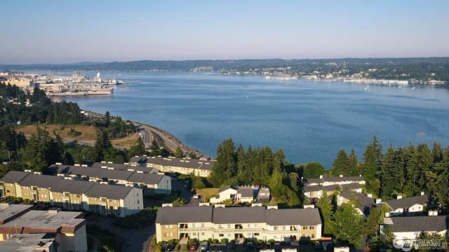 Property photo for 1700 W Sunn Fjord Lane #l204, Bremerton