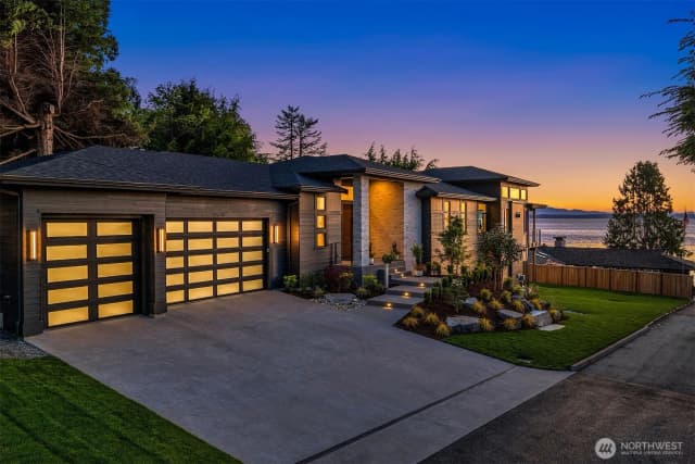 Property photo for 17626 Talbot Road, Edmonds