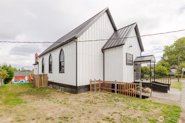 Property photo for 1904 8th Street, Bremerton
