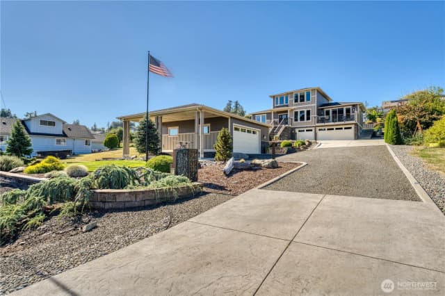 Property photo for 7940 Beach Drive E, Port Orchard