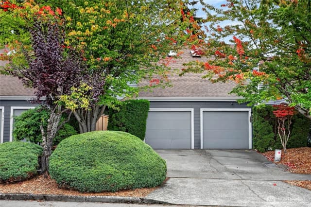 Property photo for 9738 Ashworth Avenue N, Seattle
