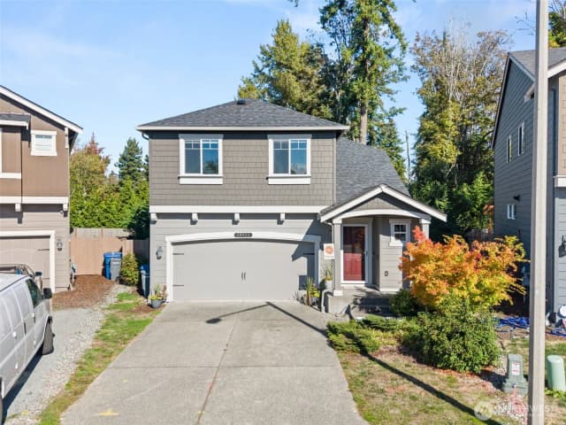 Property photo for 28001 S 14th Court, Des Moines