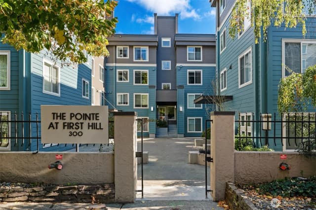 Property photo for 300 10th Avenue #b409, Seattle