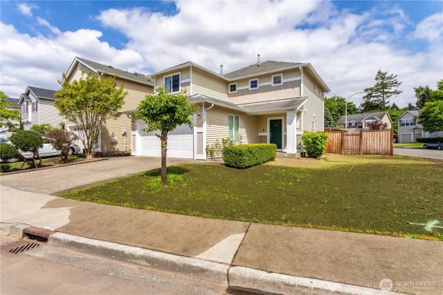 Property photo for 324 Kirkland Place Se, Renton