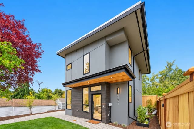 Property photo for 4219 51st Avenue S #b, Seattle